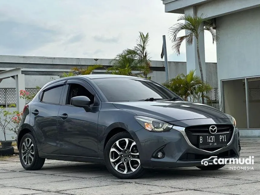 2015 Mazda 2 R Hatchback