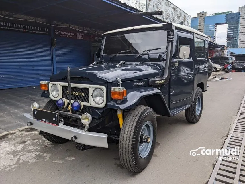 1982 Toyota Land Cruiser FJ40 Jeep