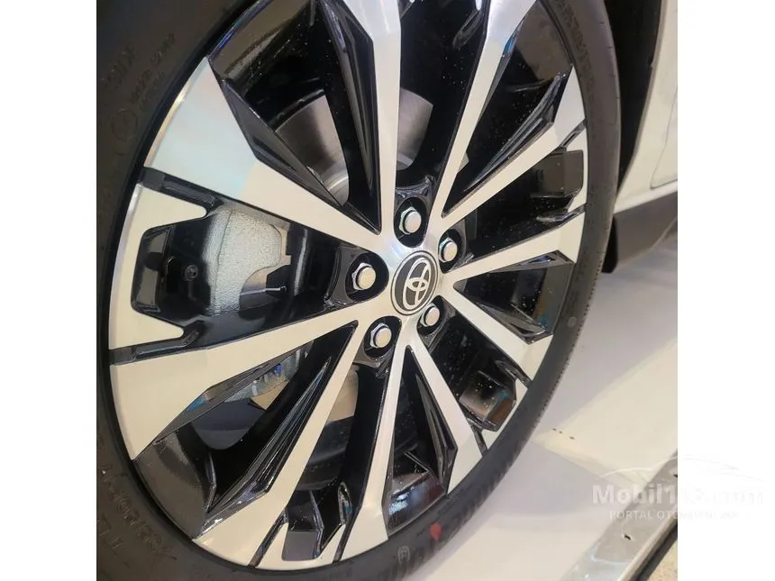 2026 Toyota Veloz V HEV (Premium Color) MPV