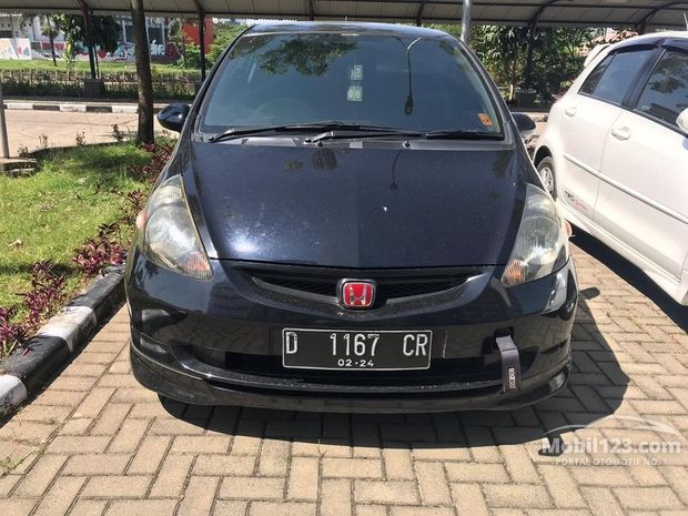 Honda Jazz  Mobil  bekas  dijual  di Bandung  Bandung  Jawa 