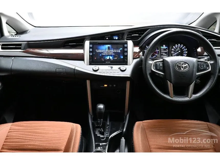 2019 Toyota Kijang Innova V MPV