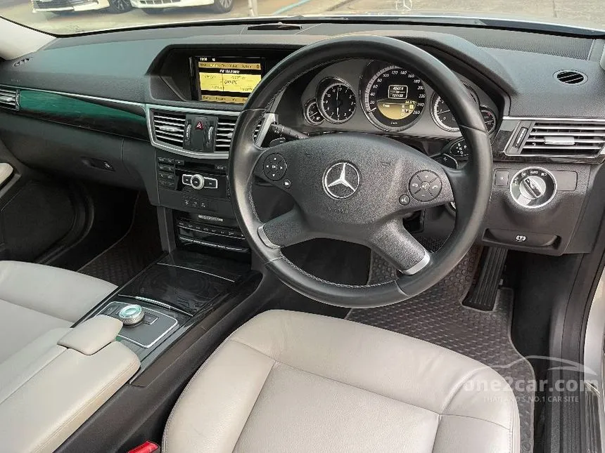 2012 Mercedes-Benz E250 Avantgarde CGI BlueEFFICIENCY Sedan