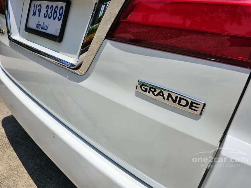 2019 Toyota Majesty Grande Van