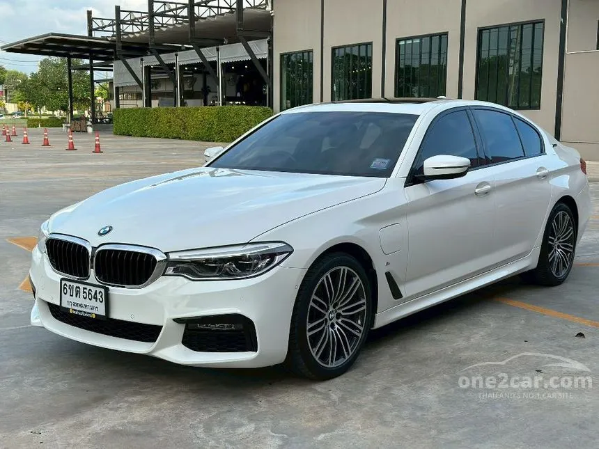 2020 BMW 530e M Sport Sedan