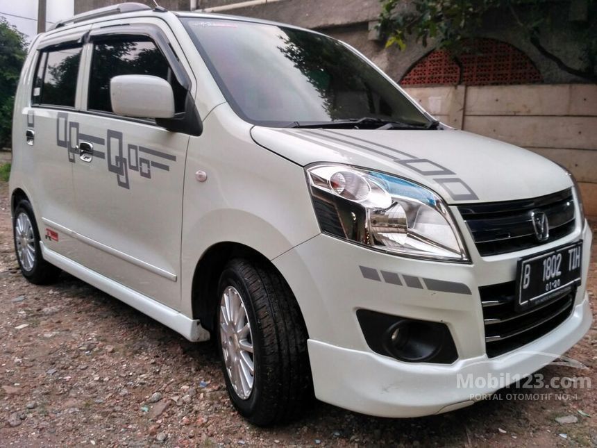 Jual Mobil Suzuki Karimun Wagon R 2014 GL Wagon R 1.0 di 