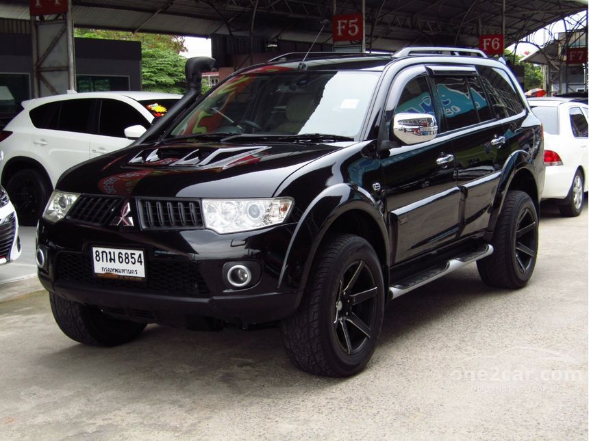 Mitsubishi pajero sport 2013