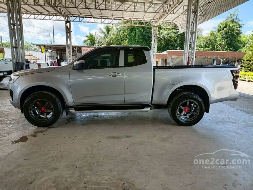 2024 Isuzu D-MAX Hi-Lander L Space Cab Pickup