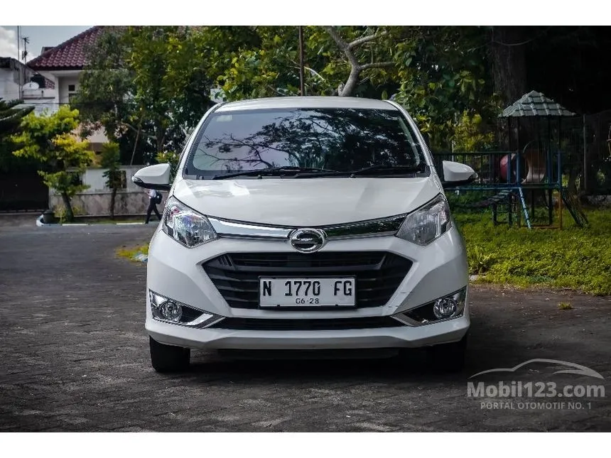 Jual Mobil Daihatsu Sigra 2018 R 1.2 di Jawa Timur Automatic MPV Putih Rp 117.500.000