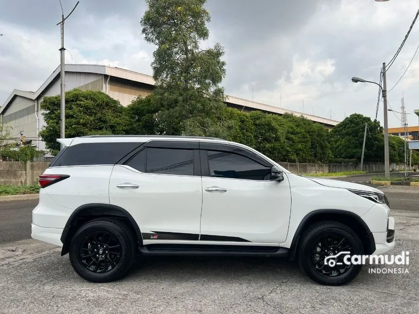 2023 Toyota Fortuner VRZ 4x2 SUV