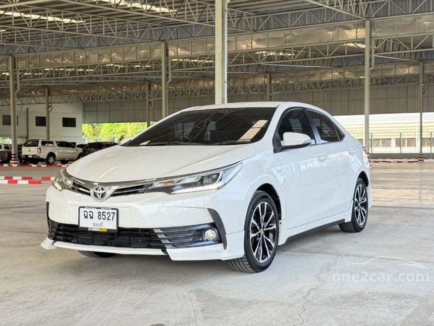 Horizontal Card Compass 2018 Toyota Corolla Altis 1.8 (ปี 14-18) Esport Sedan มือสอง One2car