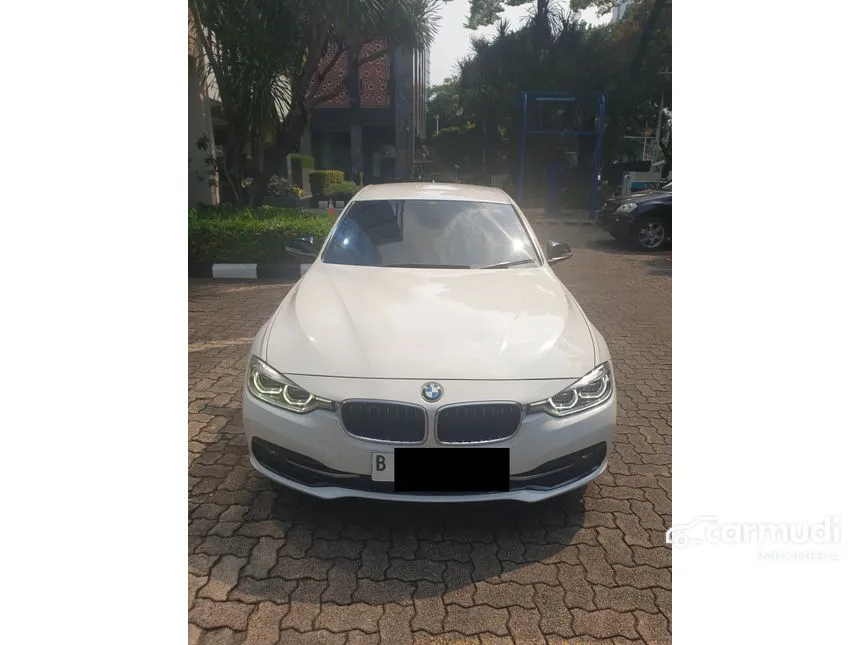 Jual Mobil BMW 320i 2016 Sport 2.0 di DKI Jakarta Automatic Sedan Putih Rp 325.000.000
