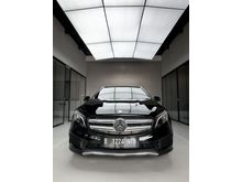 2015 Mercedes-Benz GLA200 Sport SUV HITAM