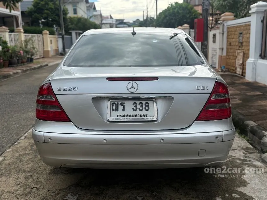 2004 Mercedes-Benz E220 Classic CDI Sedan