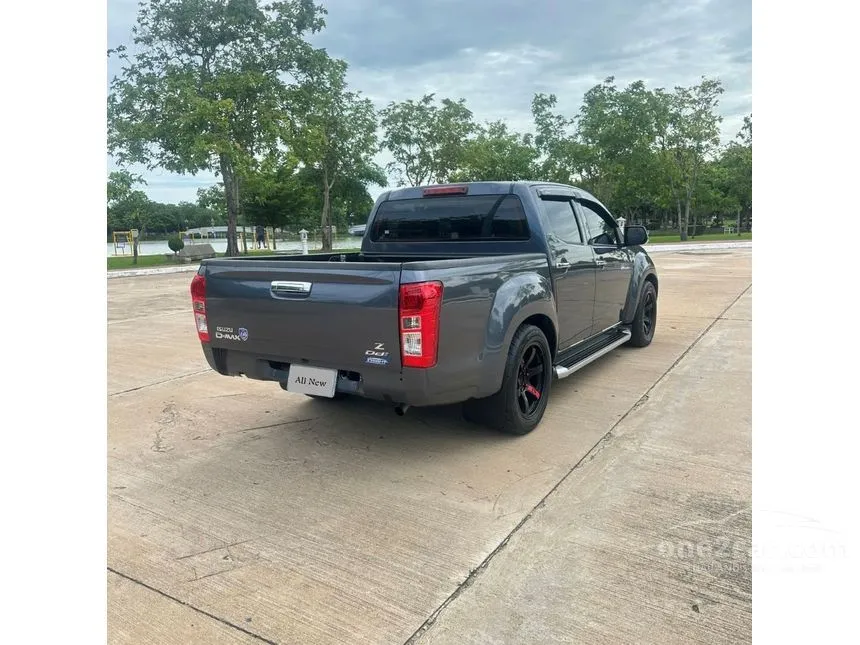 2015 Isuzu D-MAX Hi-Lander L Cab-4 Pickup