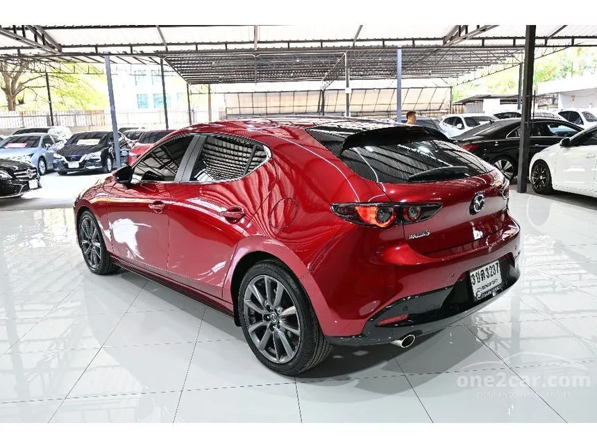 2022 Mazda 3 S Sports Hatchback