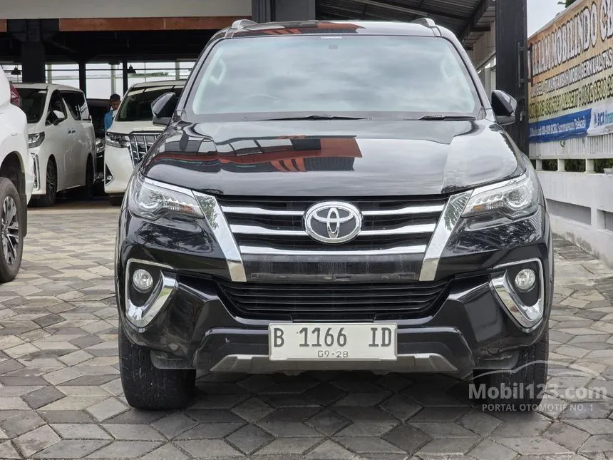 Jual Mobil Toyota Fortuner 2018 VRZ 4X2 2.4 di DKI Jakarta Automatic SUV Hitam Rp 415.000.000