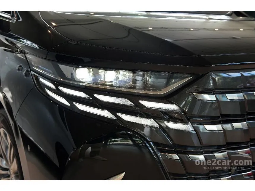 2026 Toyota ALPHARD HEV Z Van