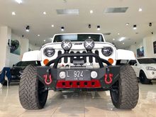 Jeep Wrangler Sahara 3.8 Full Variasi 2011 di Malang