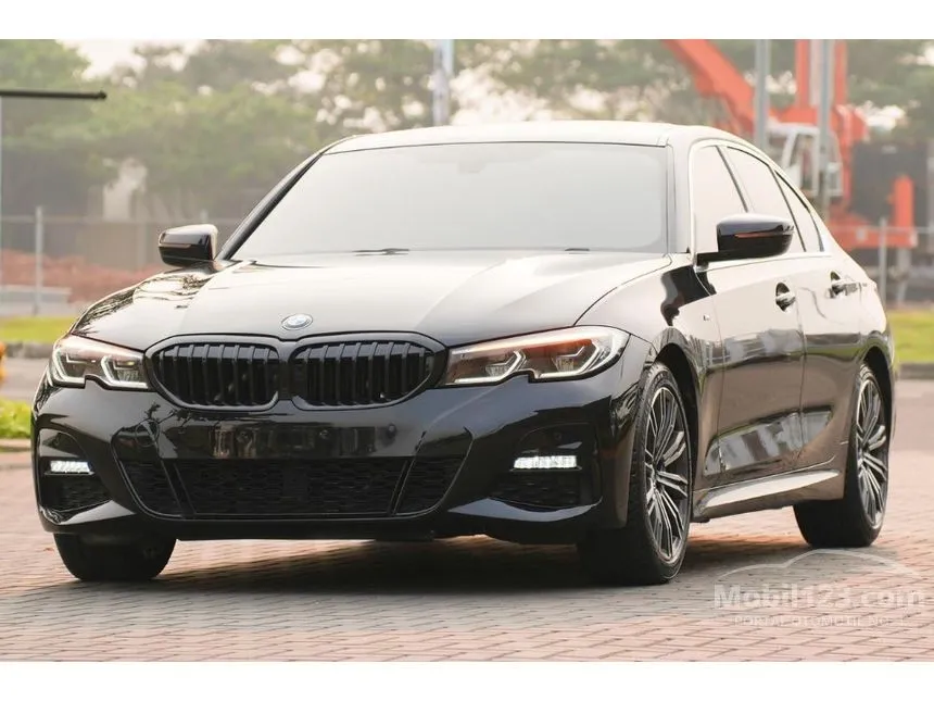 2020 BMW 330i M Sport Sedan