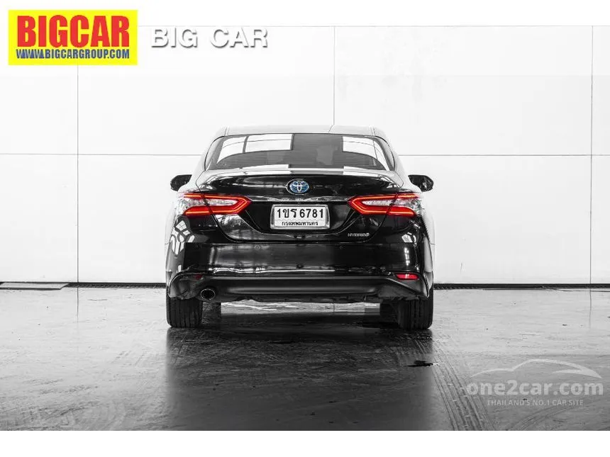 2020 Toyota CAMRY Hybrid Premium Sedan