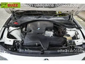 2013 BMW 320i 2.0 Sport Sedan
