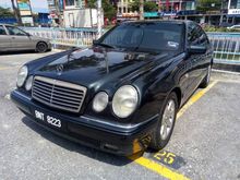 1996 Mercedes-Benz E280 2.8 Sedan