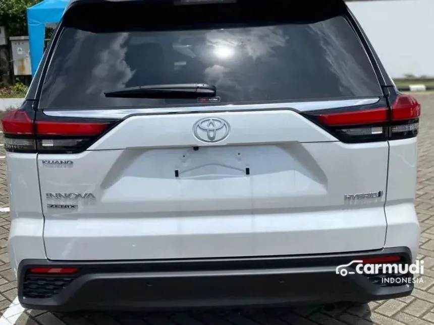 2022 Toyota Kijang Innova Zenix G HV Wagon