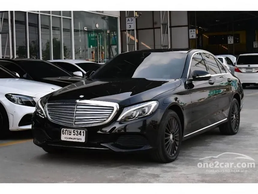 2016 Mercedes-Benz C300 Blue TEC Hybrid Exclusive Sedan