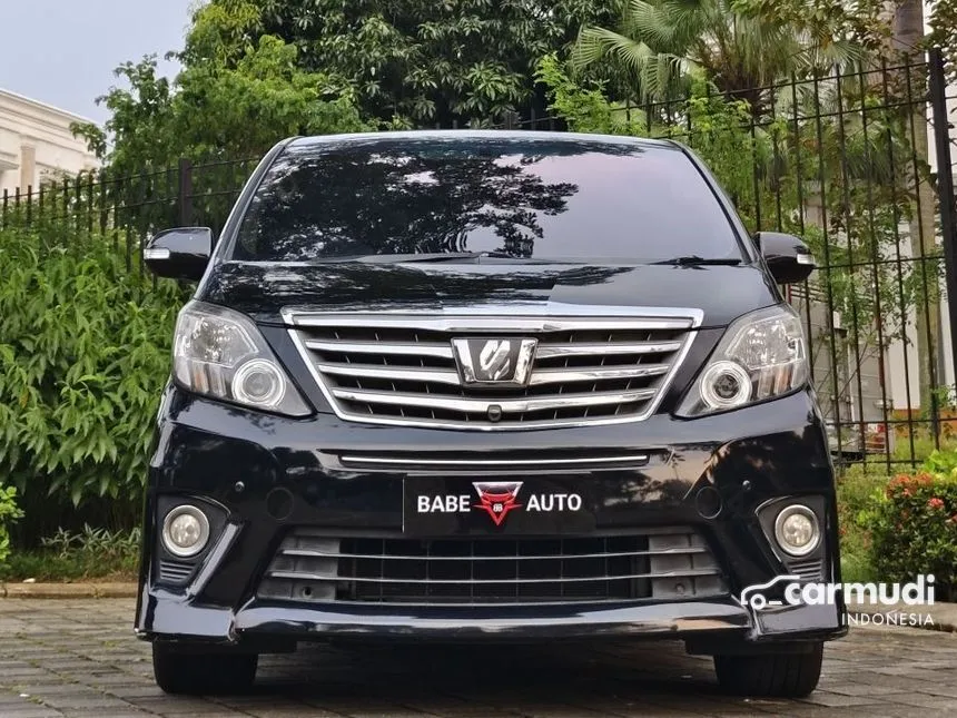 2013 Toyota Alphard SC MPV