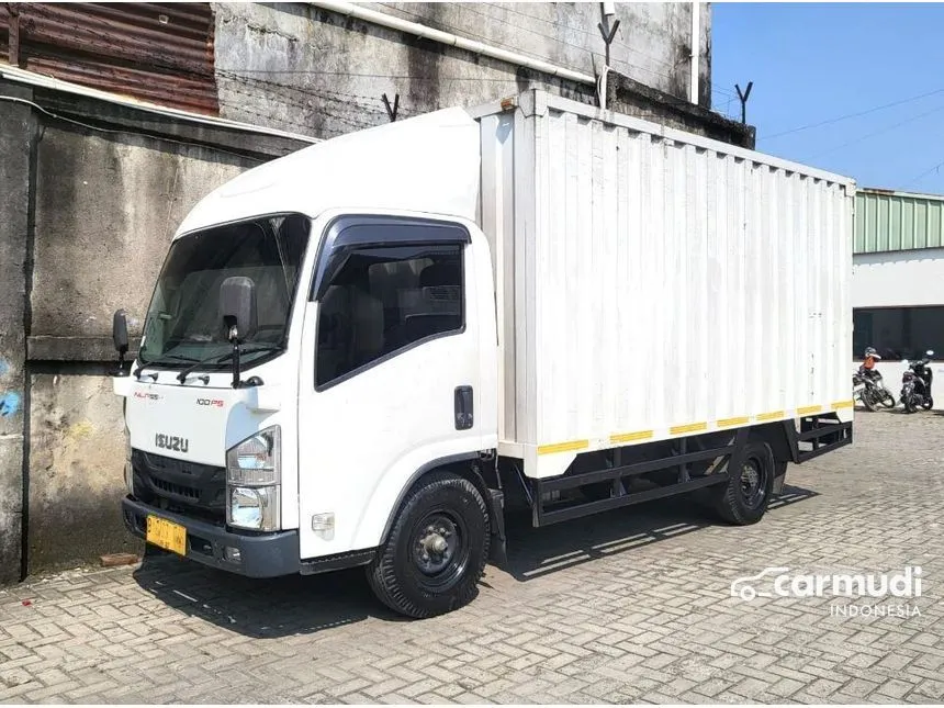 Jual Mobil Isuzu Elf 2022 NLR 55T LX 2.8 di DKI Jakarta Manual Trucks Putih Rp 309.500.000