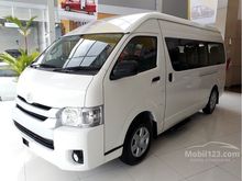 2018 Toyota Hiace Comuter ready stock harga nego sampai deal stock banyak