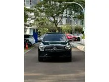 2022 Mercedes-Benz GLC200 2.0 AMG Line SUV (Faktur 2023) Black on Black Odo 78 Rb (TERMURAH)