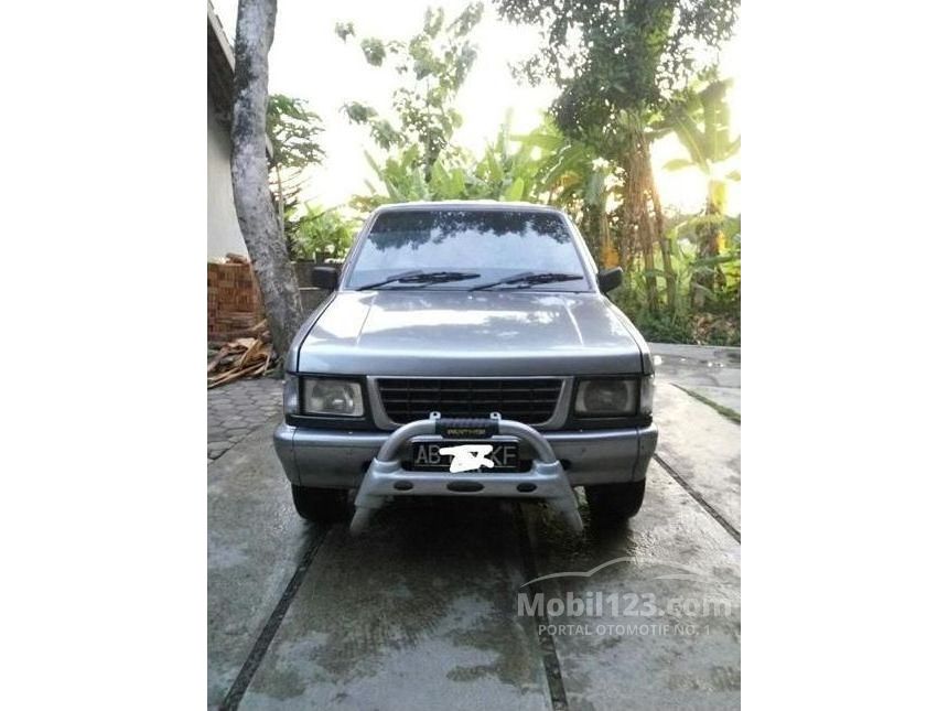 Jual Mobil  Isuzu  Panther  1994 2 3 Manual 2 3 di Yogyakarta  