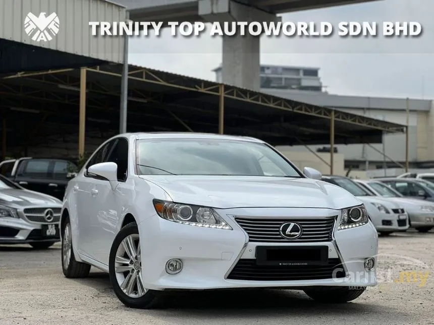 2014 Lexus ES250 Luxury Sedan