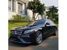 SUPER KERENN Mercedes Benz E 300 amg 2018 MEI 2020 Hitam,km 550 Seperti BARUUU