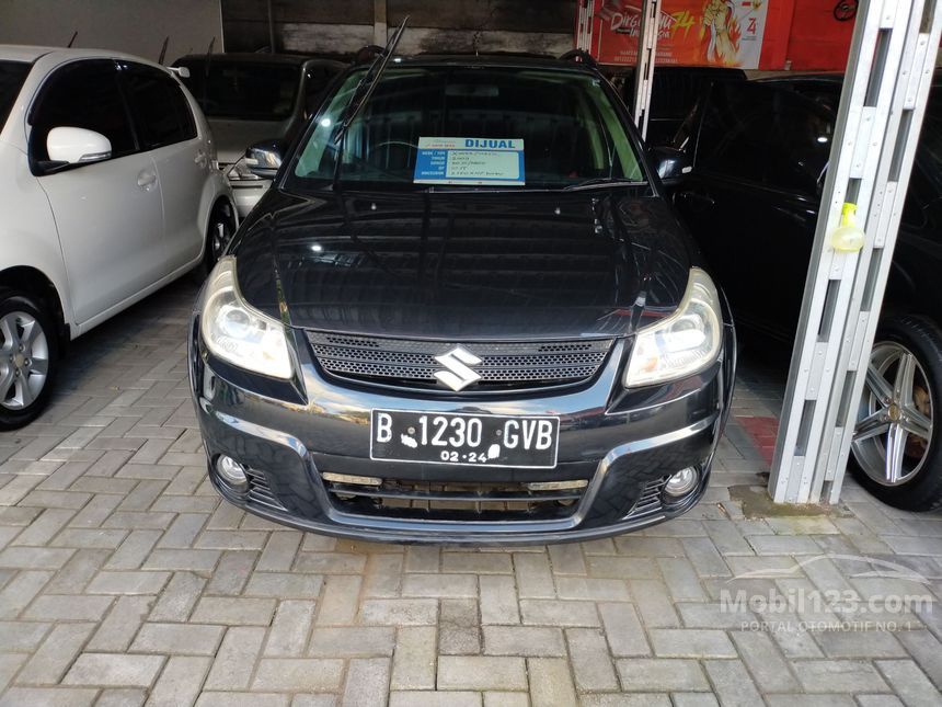 Jual Mobil  Suzuki SX4 2009 Cross Over  1 5 di Jawa  Tengah  