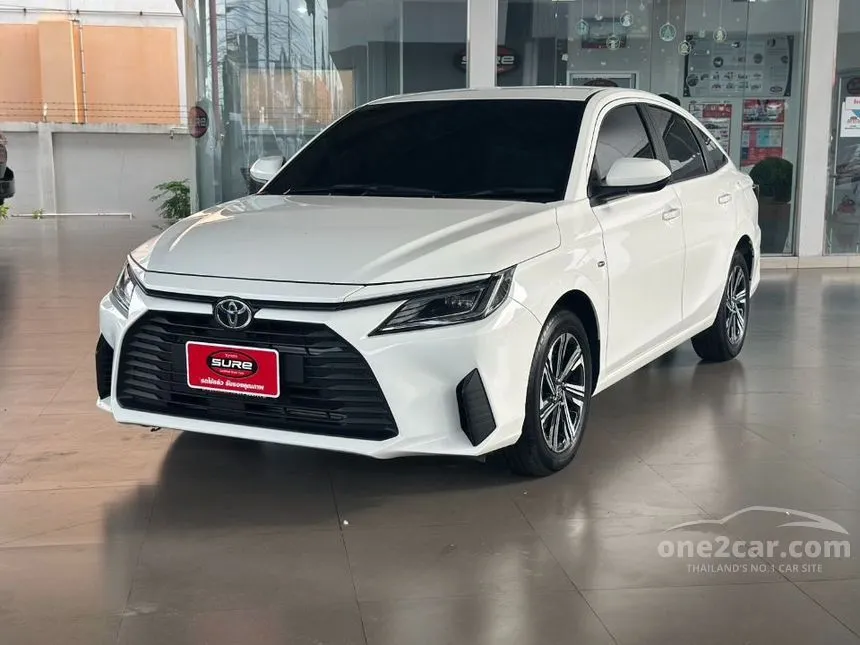 2025 Toyota Yaris Ativ Sport Sedan