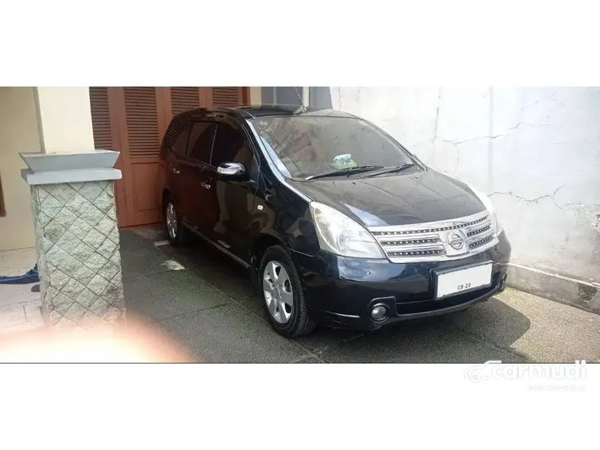 2010 Nissan Grand Livina Ultimate MPV