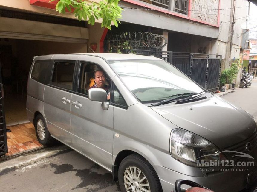 Jual Mobil  Nissan  Serena  2010 Comfort Touring Autech 2 0 