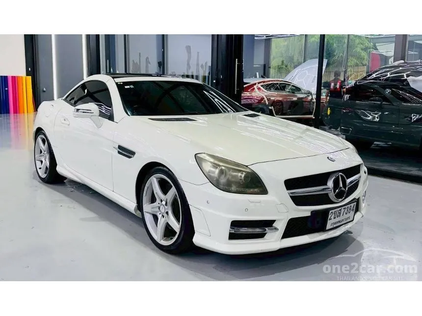 2012 Mercedes-Benz SLK200 AMG Sports BlueEFFICIENCY Convertible