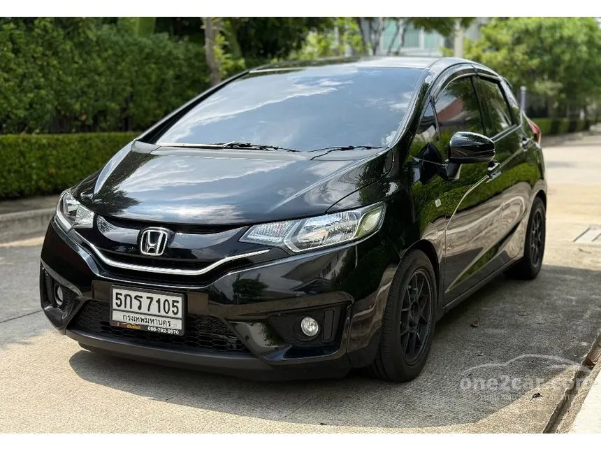 2016 Honda JAZZ V+ Hatchback