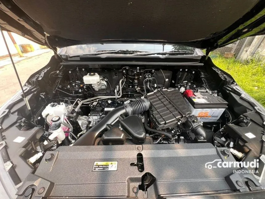 2022 Toyota Kijang Innova Zenix V HV Modellista Wagon