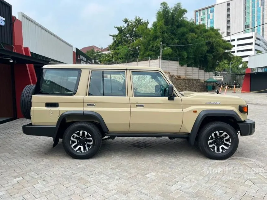 2026 Toyota Land Cruiser 70 LX SUV