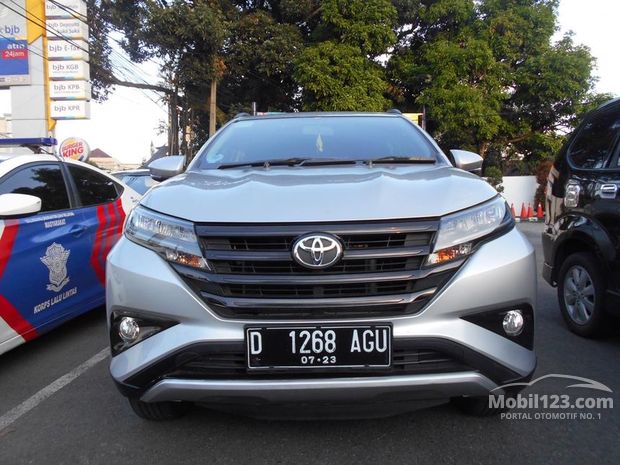 Toyota Rush  Mobil  bekas  dijual  di Bandung  Jawa barat 