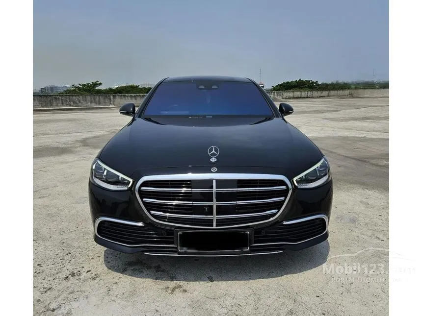 2022 Mercedes-Benz S450L Luxury 4MATIC Sedan