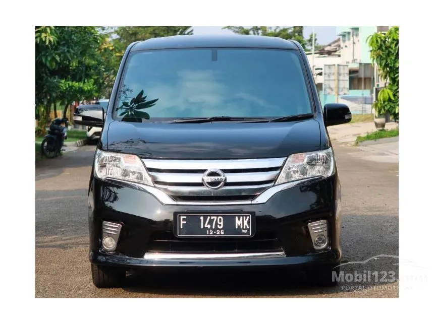 Jual Mobil Nissan Serena 2013 Highway Star 2.0 di Banten Automatic MPV Hitam Rp 153.000.000