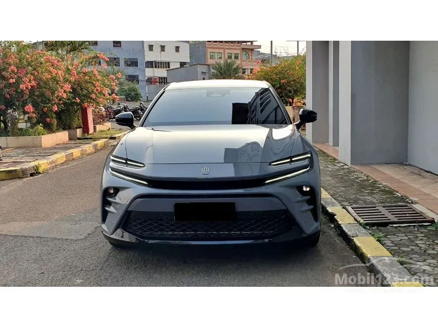 2025 Toyota Crown Sport Hybrid E-Four Modellista Sedan