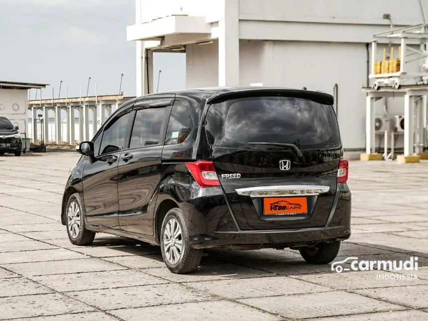 2013 Honda Freed E MPV