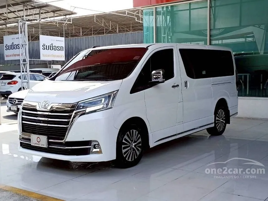 2020 Toyota Majesty Grande Van