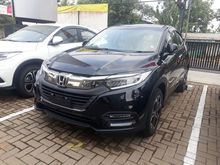 READY..!! New Honda HR-V 1,5L E CVT Special Edition (SE) 2020 Chrystal black Pearl +Promo Spesial Free Service Selama 4Tahun/50,000Km